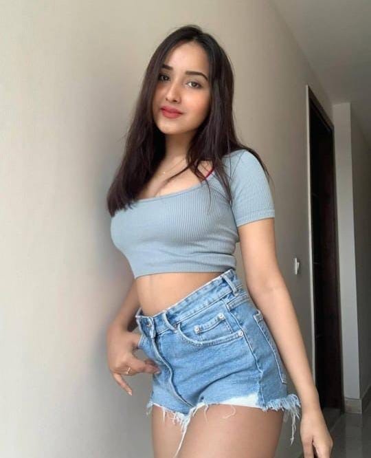 9599725796-Low Rate Call Girls In Laxmi Nagar Delhi {Cash On Delivery}