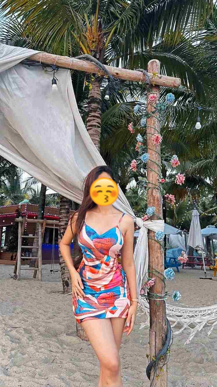 Dubai Call Girl	+971525811763